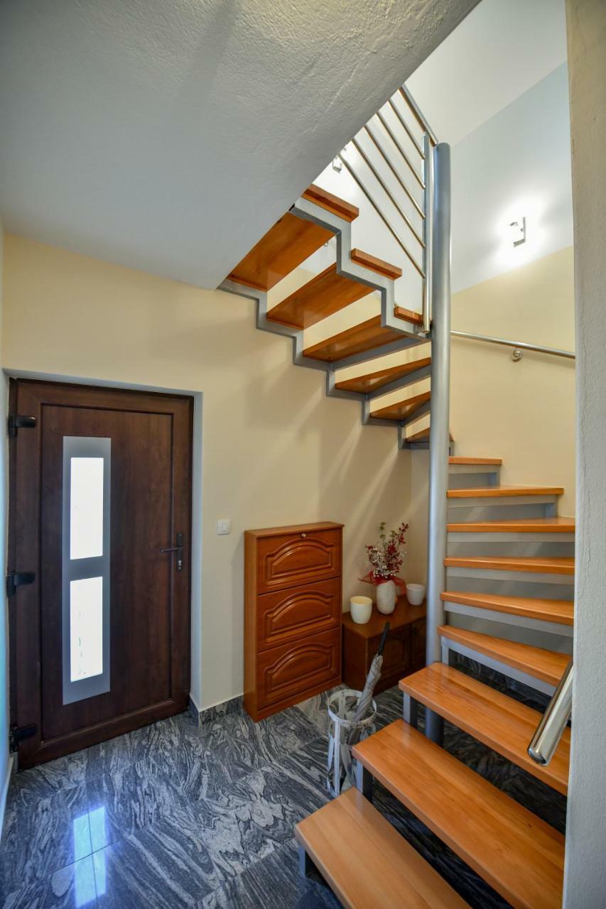 Cambi Lux Apartment Otok  Exterior photo